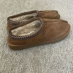 Barley Used Men's Tasman Clog Slippers size 12